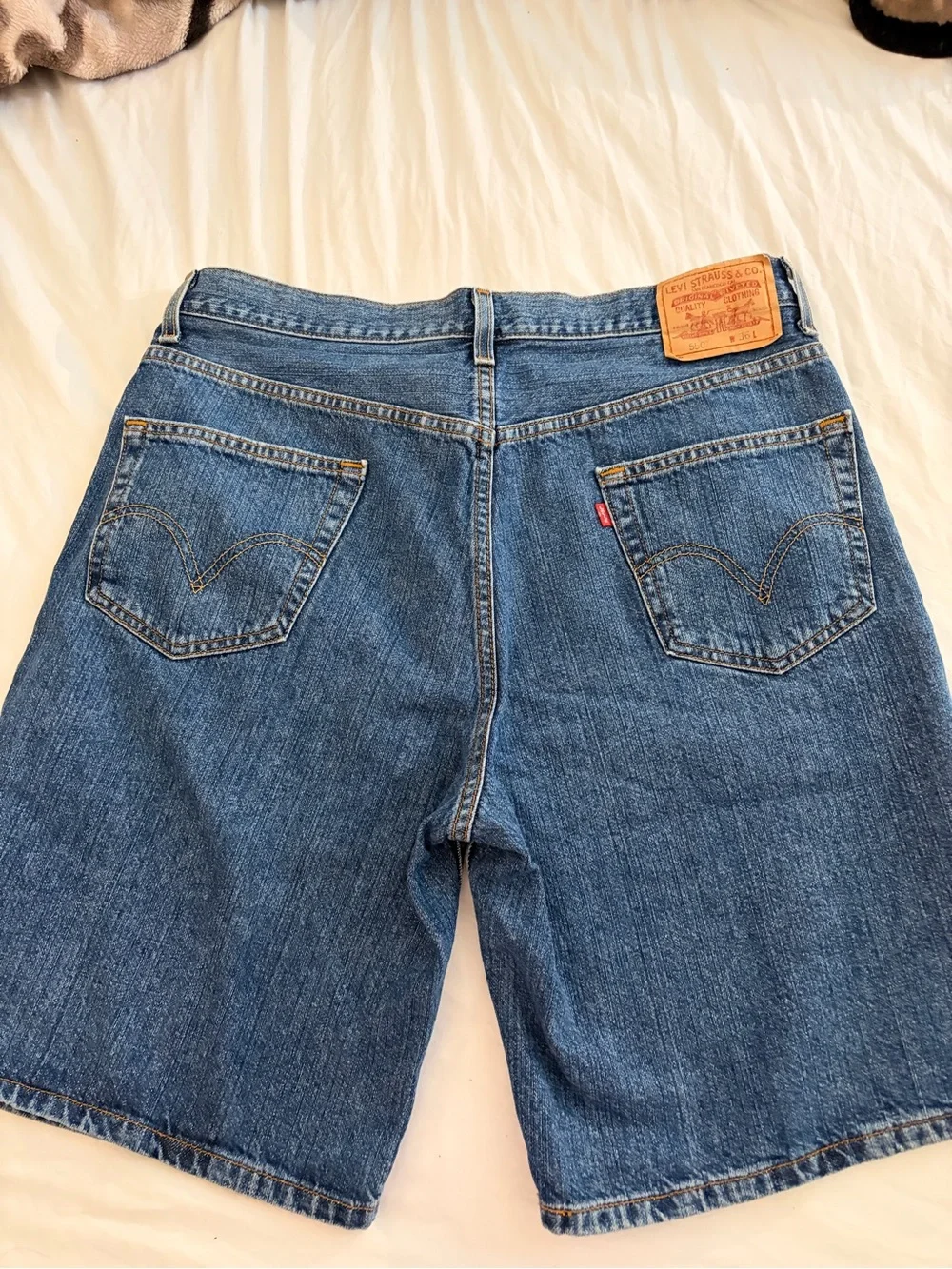 Levi’s Men's Mid Wash Denim Jean Shorts
